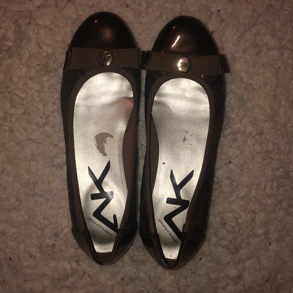 BROWN FLATS